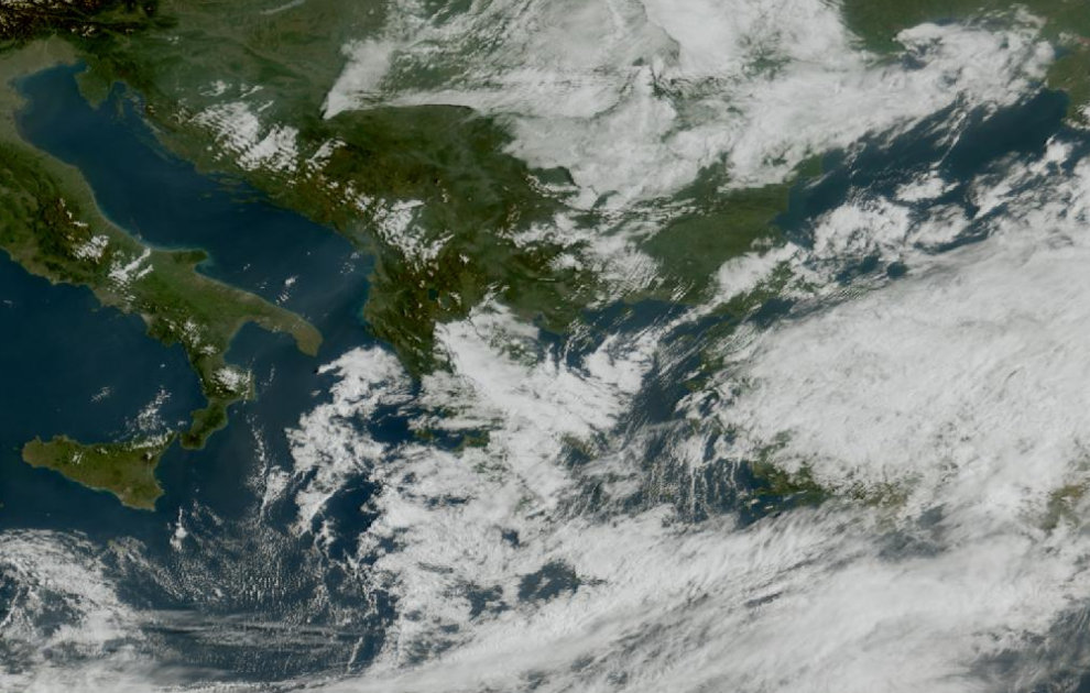Τελευταία δορυφορική εικόνα νεφοκάλυψης