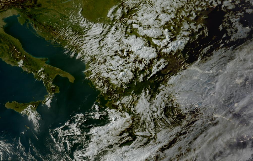 Τελευταία δορυφορική εικόνα νεφοκάλυψης