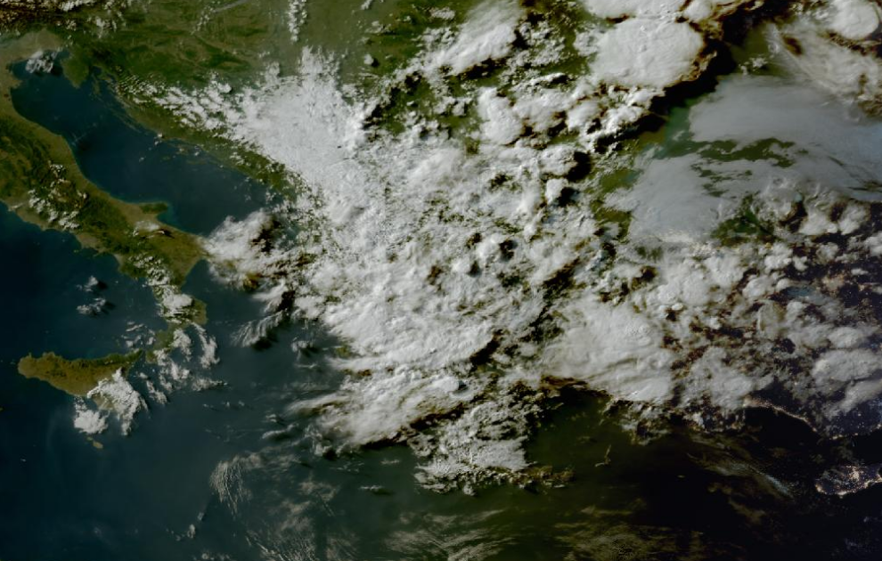 Τελευταία δορυφορική εικόνα νεφοκάλυψης