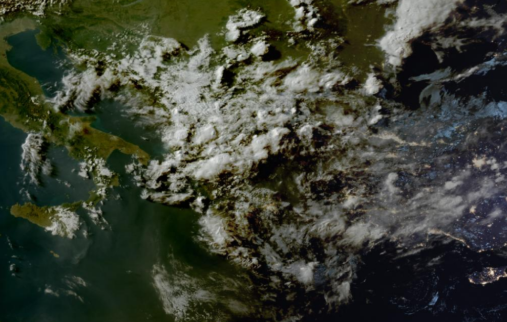 Τελευταία δορυφορική εικόνα νεφοκάλυψης