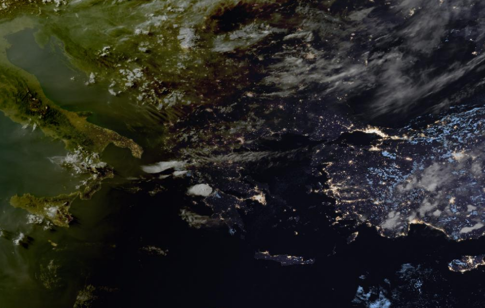 Τελευταία δορυφορική εικόνα νεφοκάλυψης