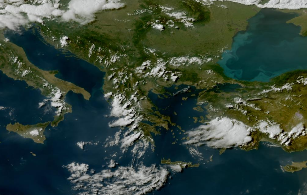 Τελευταία δορυφορική εικόνα νεφοκάλυψης
