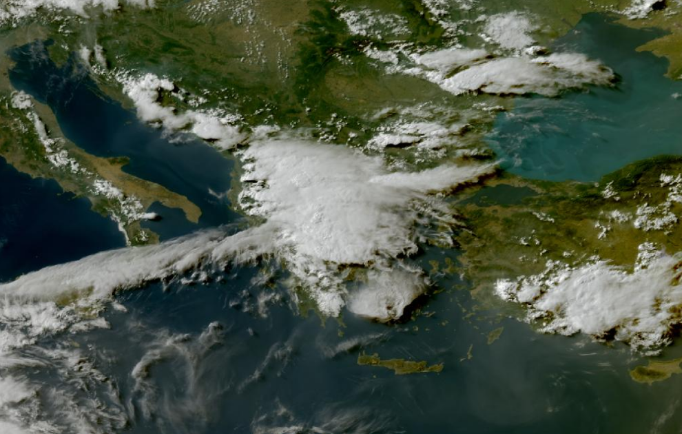 Τελευταία δορυφορική εικόνα νεφοκάλυψης
