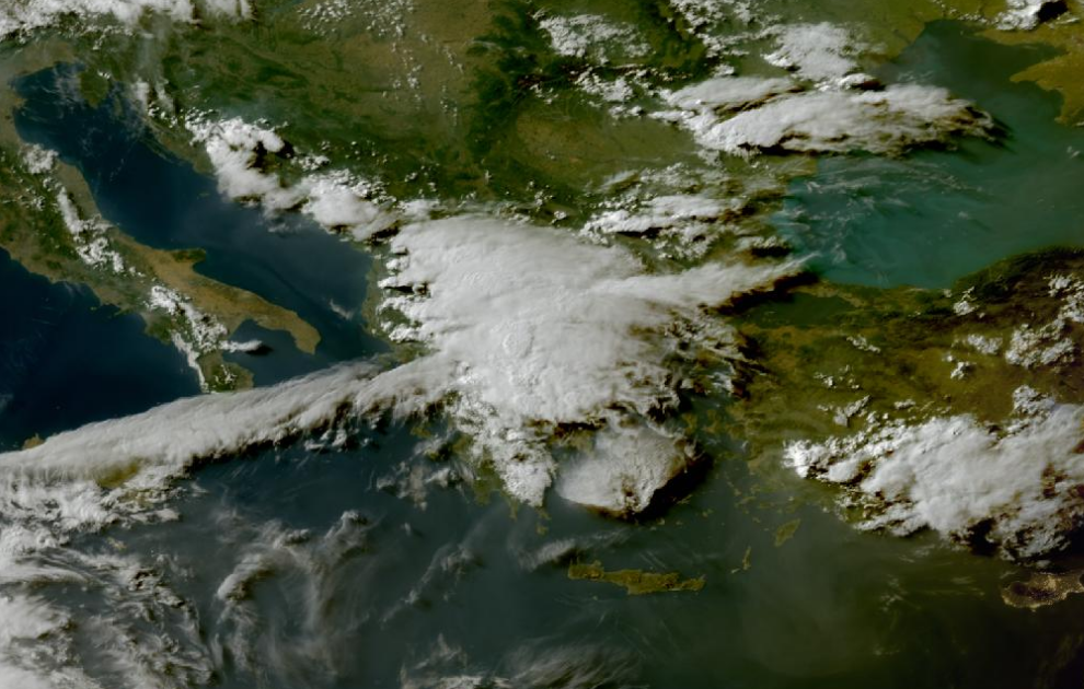 Τελευταία δορυφορική εικόνα νεφοκάλυψης