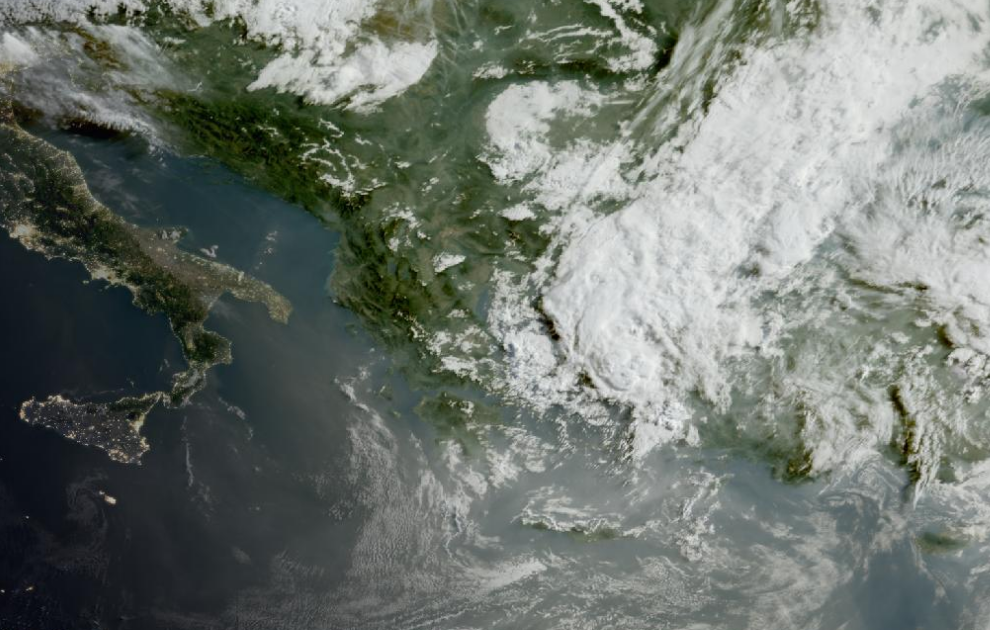 Τελευταία δορυφορική εικόνα νεφοκάλυψης