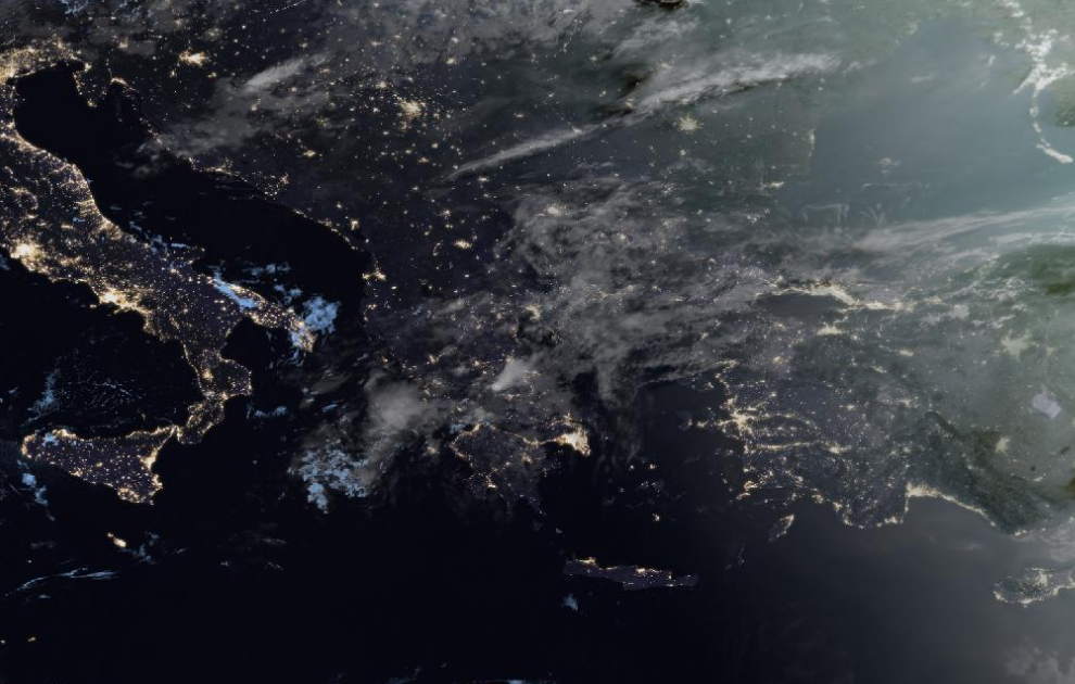Τελευταία δορυφορική εικόνα νεφοκάλυψης