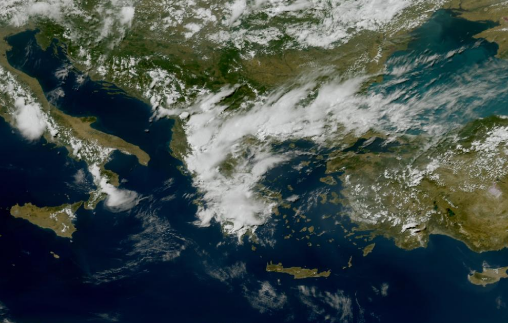 Τελευταία δορυφορική εικόνα νεφοκάλυψης