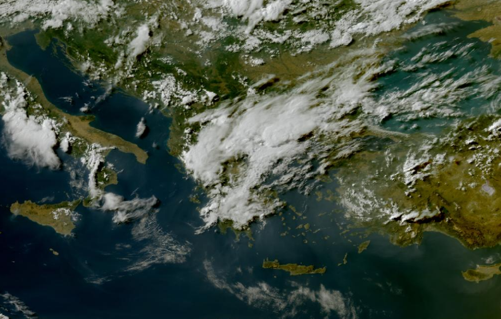 Τελευταία δορυφορική εικόνα νεφοκάλυψης
