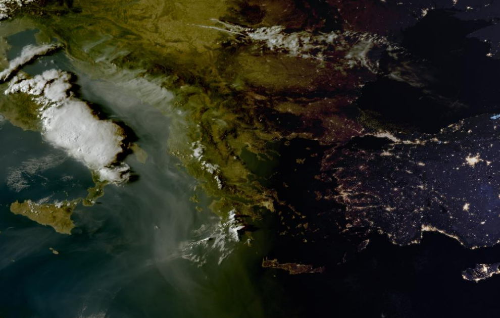 Τελευταία δορυφορική εικόνα νεφοκάλυψης