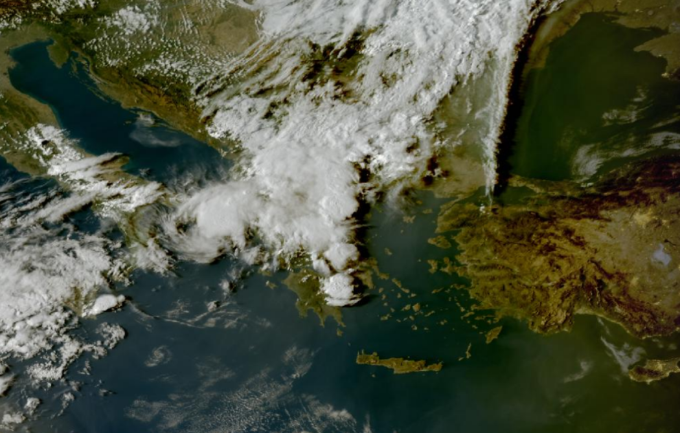 Τελευταία δορυφορική εικόνα νεφοκάλυψης