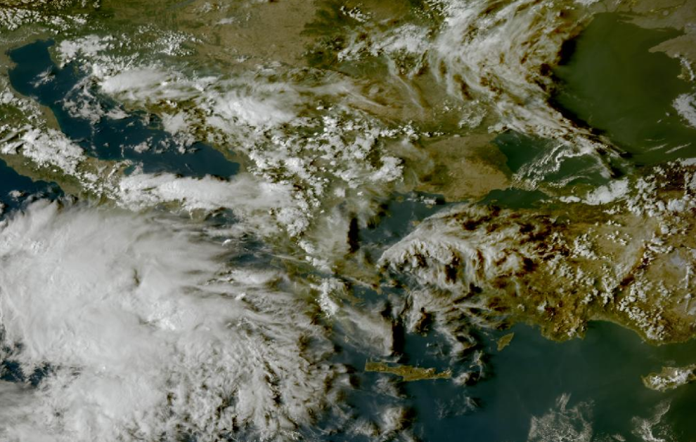 Τελευταία δορυφορική εικόνα νεφοκάλυψης