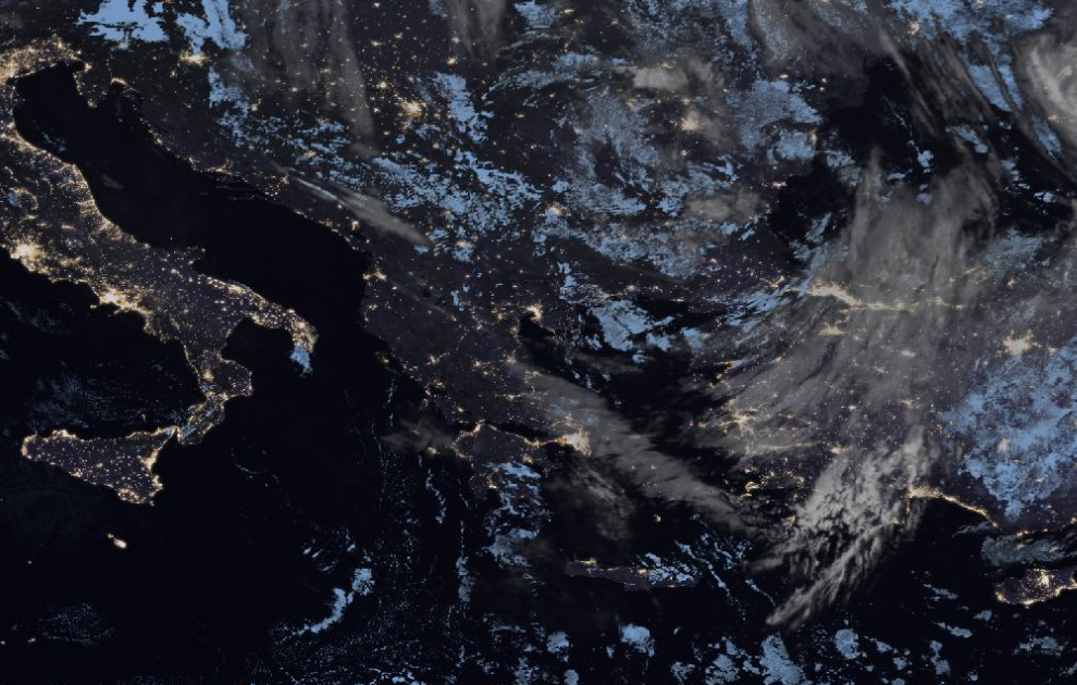 Τελευταία δορυφορική εικόνα νεφοκάλυψης